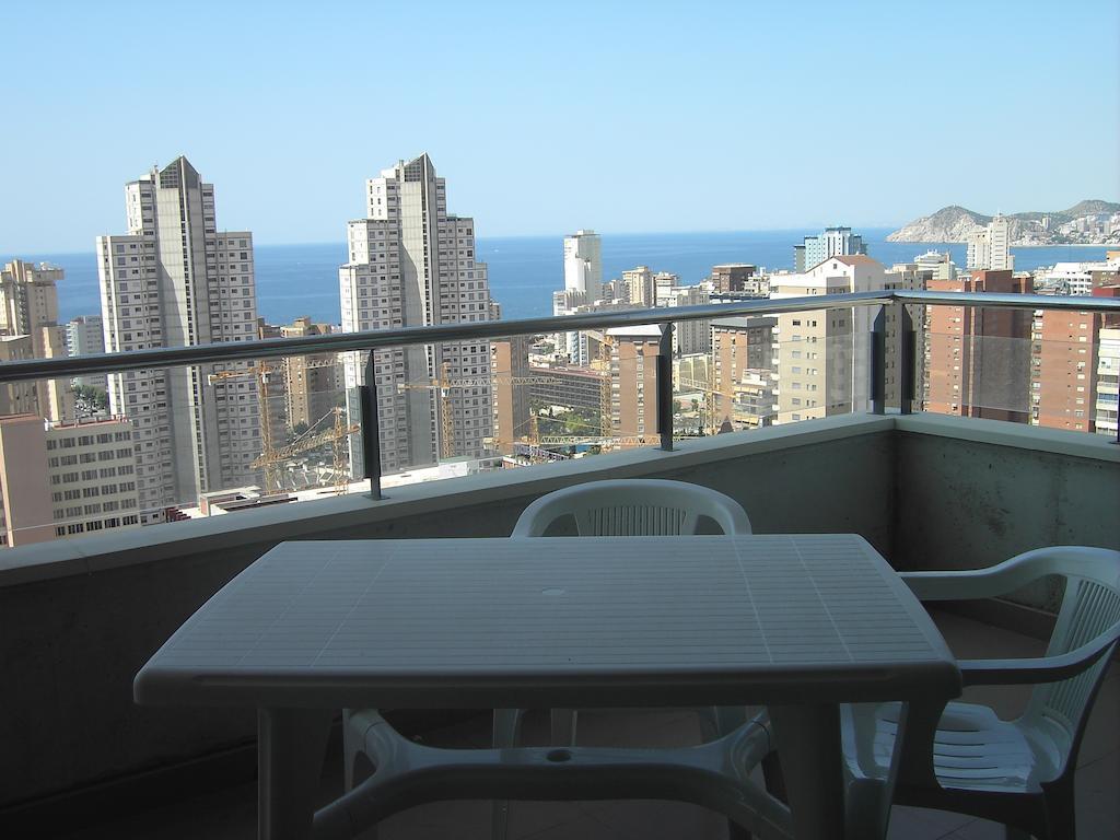 Apartamentos Con Terraza Torre D'Oboe By Renthas Benidorm Room photo
